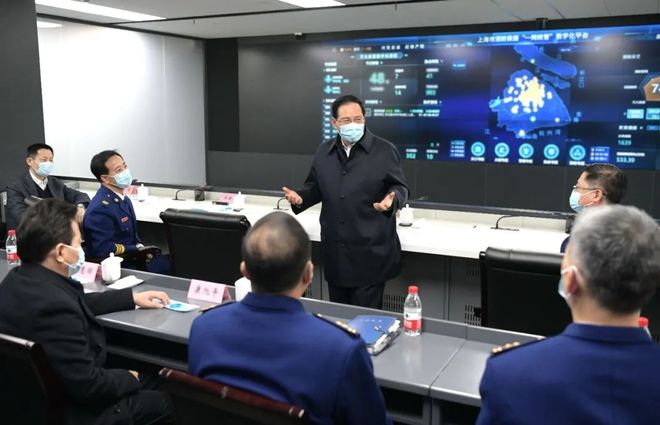 市領(lǐng)導(dǎo)深入檢查春節(jié)期間城市保障與信息系統(tǒng)運(yùn)維工作，確保節(jié)日安全平穩(wěn)運(yùn)行